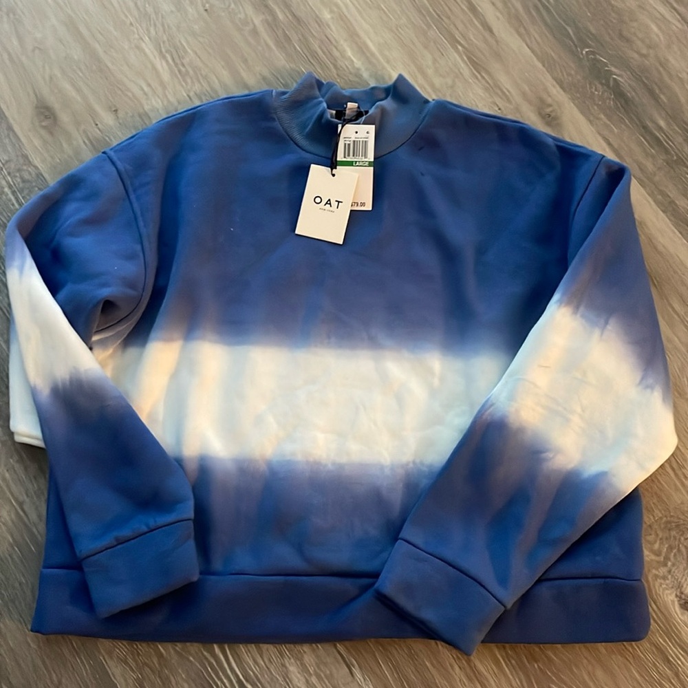 OAT NY sweatshirt with soft lining - blue and white ombré - NWT size Large